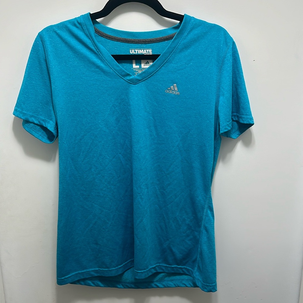 Adidas Athletic Turquoise T-Shirt Size L